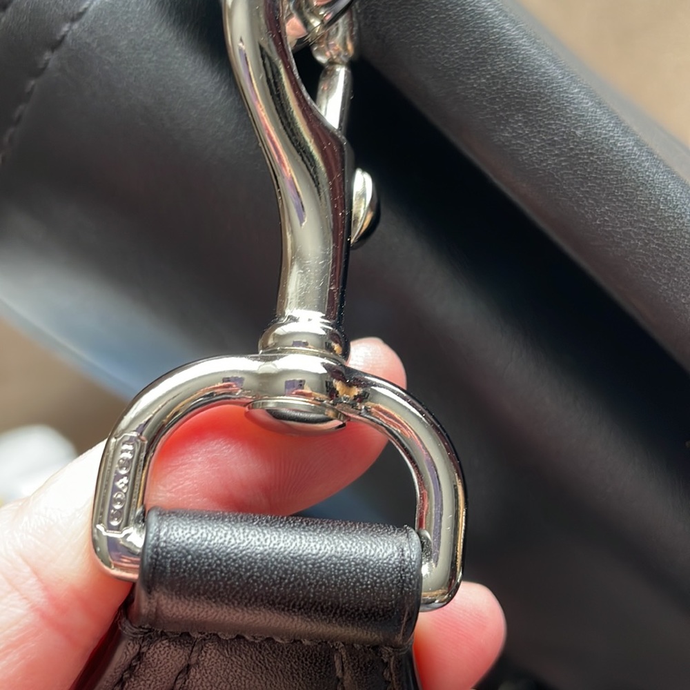 Leather briefcase with compartments - Picture 12 of 13